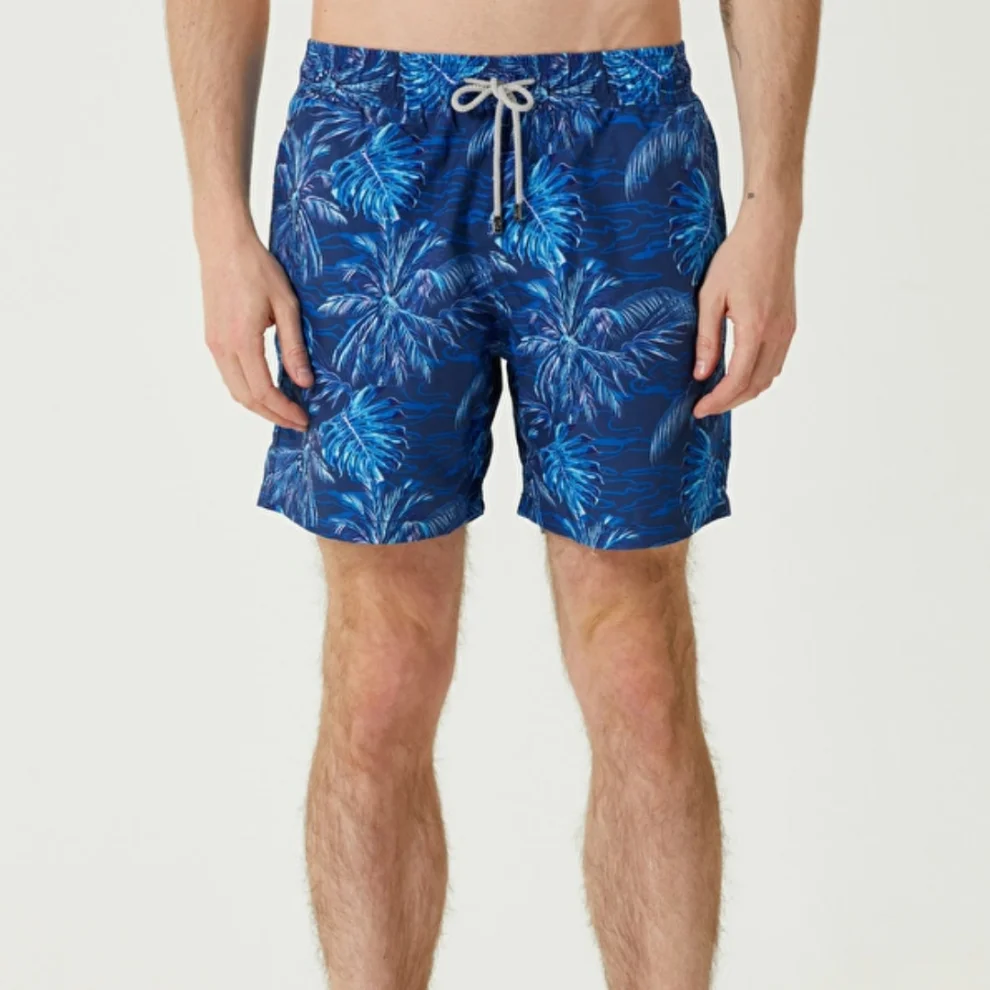 Fiji Breeze Men s Swim Short Blue M hipicon