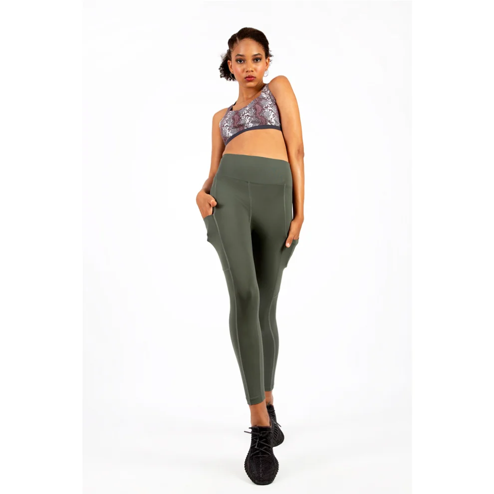 Bellis Activewear - Izzie Tayt