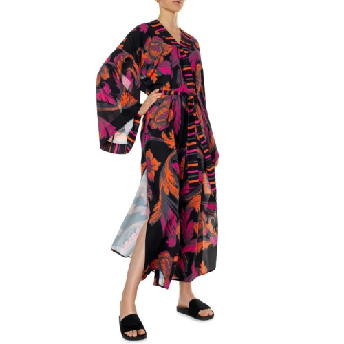 Women & Women - Aden Kimono