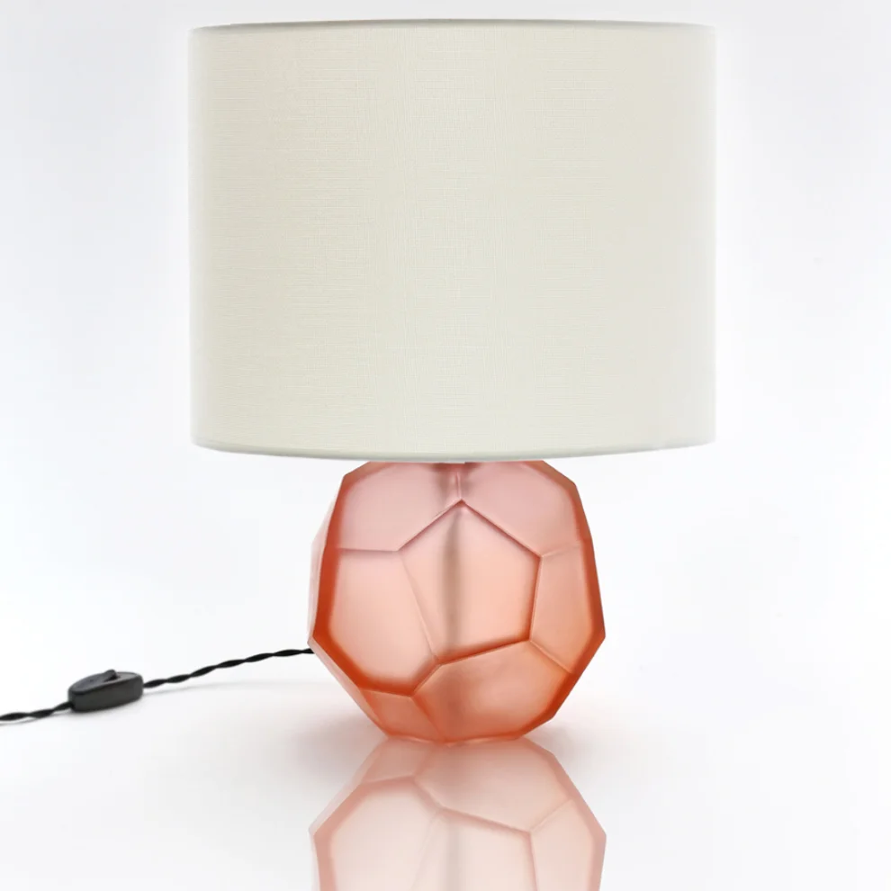 Y19 Design - Emerald 2.0 Table Lamp