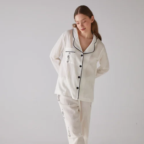 Handarte Los Angeles - Clef Pattern Long Pajama Set