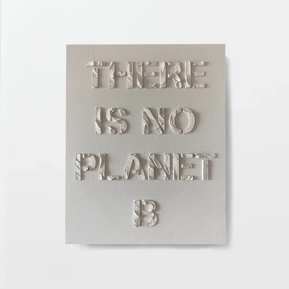Kara Vox - There Is No Planet B Tablo