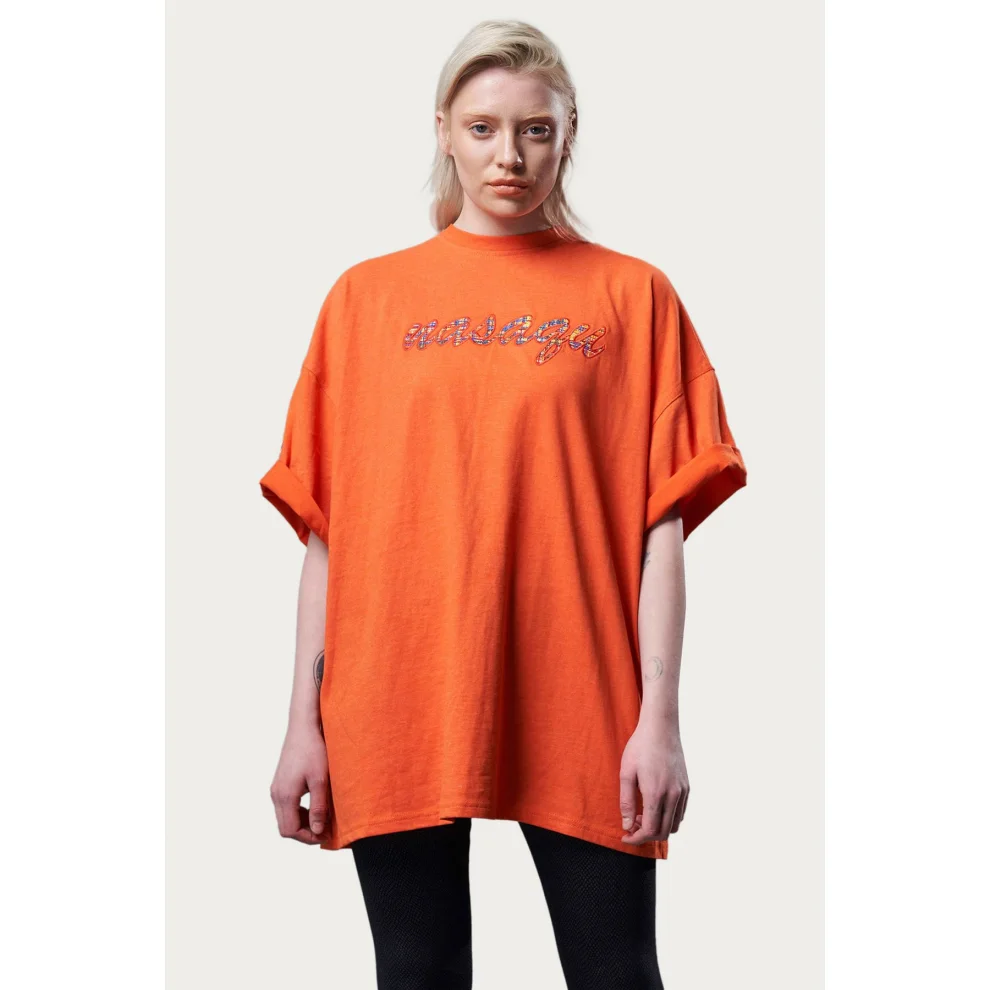 Nasaqu - Zini Super Oversize Sırtı Yırtmaçlı Tshirt