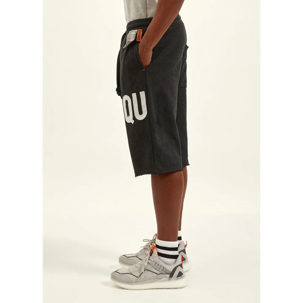 Nasaqu - Mes Comfort Fit Shorts