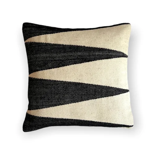 Seçil Özelmas - Adatepe Kilim Pillow