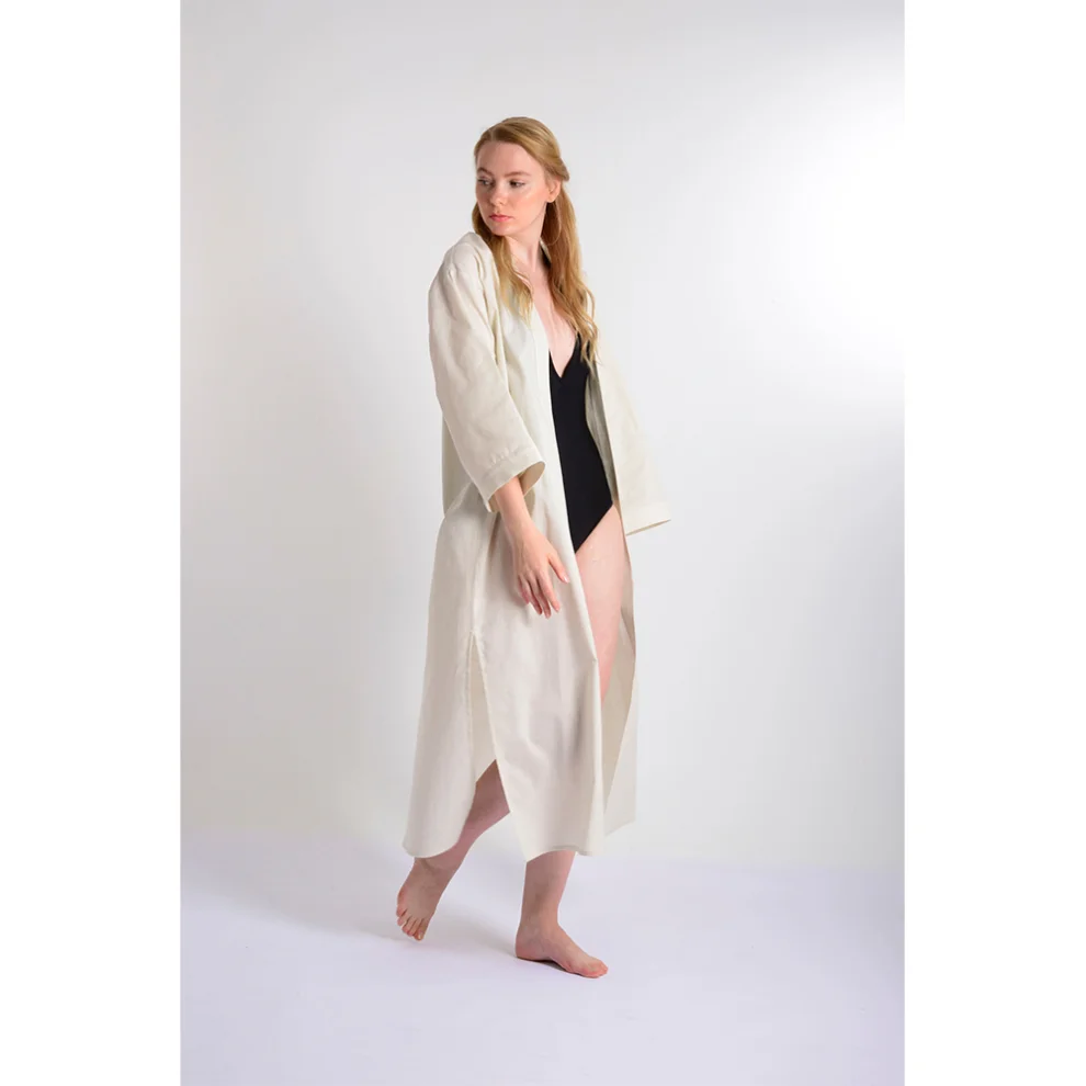 Mono Kimono - Fresh Carnation Linen Kimono