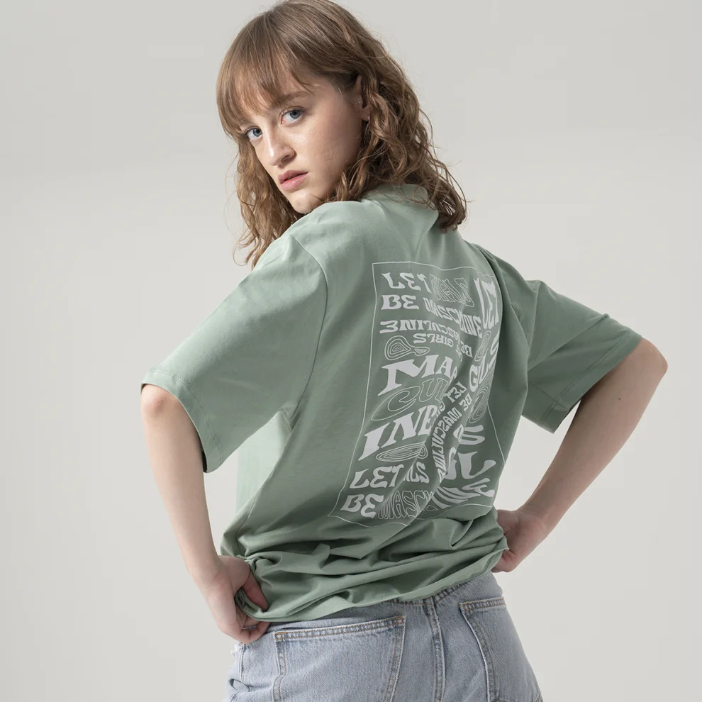 Queerlish - Let Girls Be Masculine Oversize T-shirt