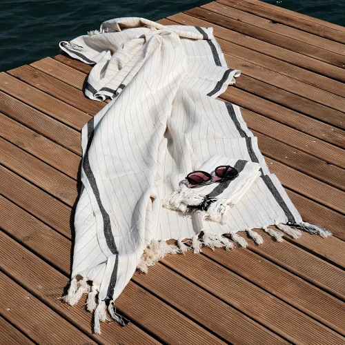 Finegrid - Elegant Towel
