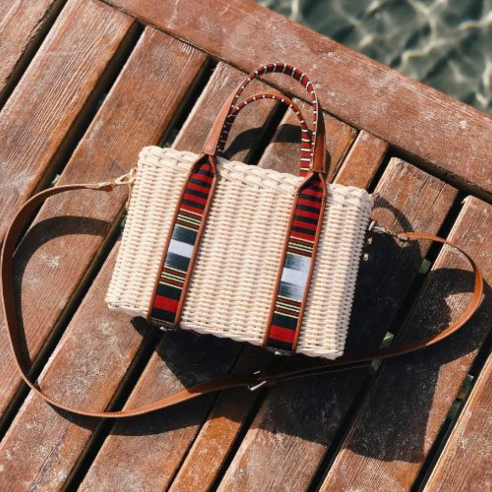 Kai & Vrosi - Tobacco Summer Wicker Basket - Hand Or Cross-body