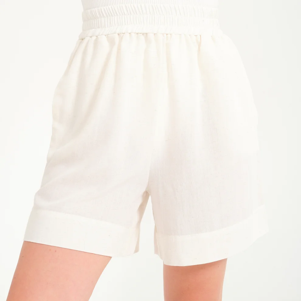Miespiga - Women's Linen Safari Shorts
