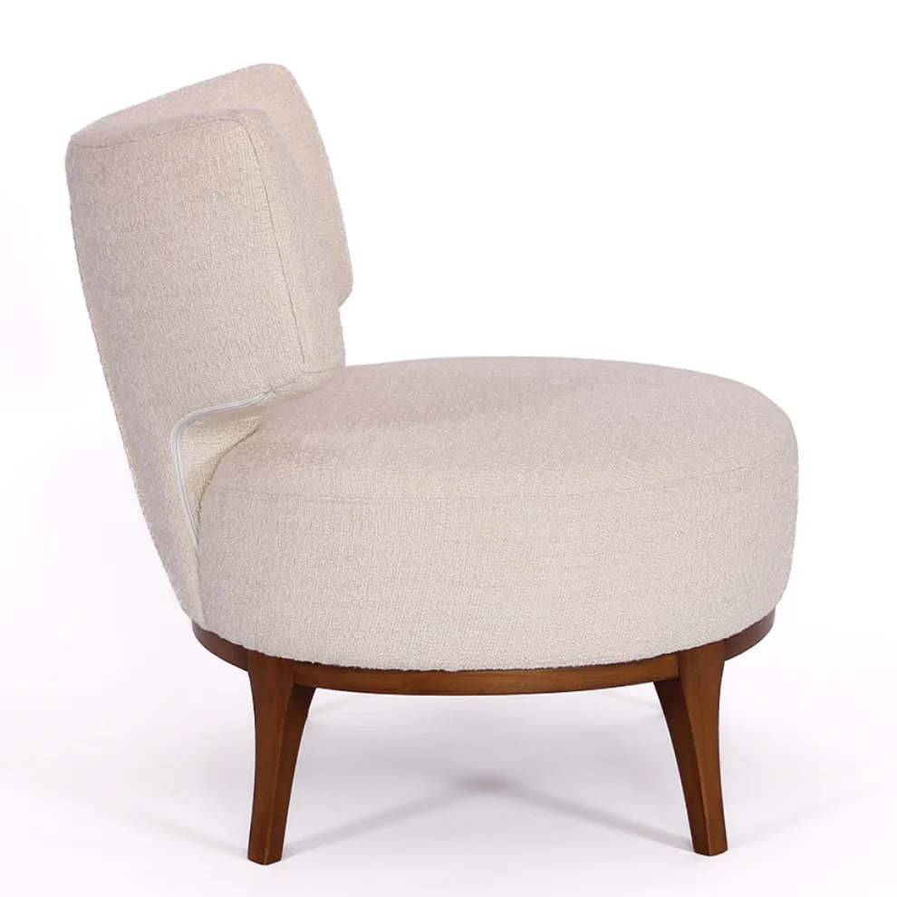 Valnott Design - Cosy Armchair