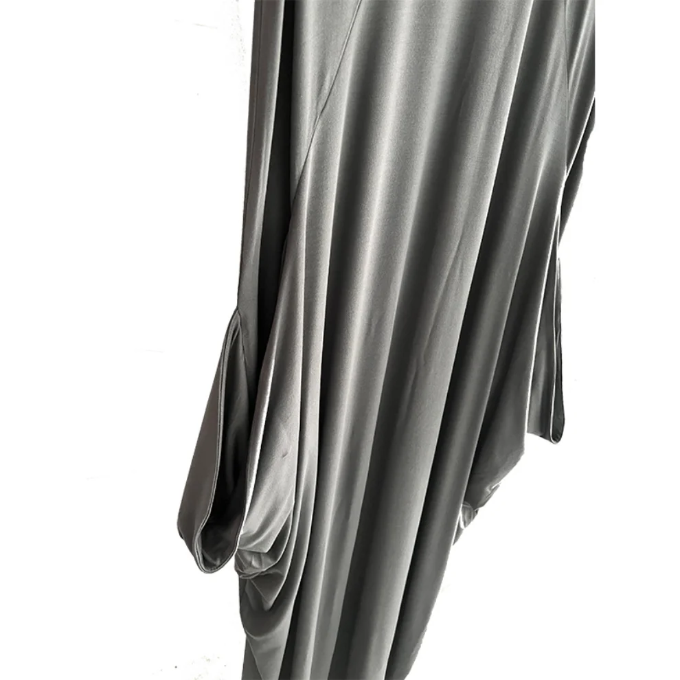 DOROANDME - Sleeveless Adults Long Giant Pock Dress