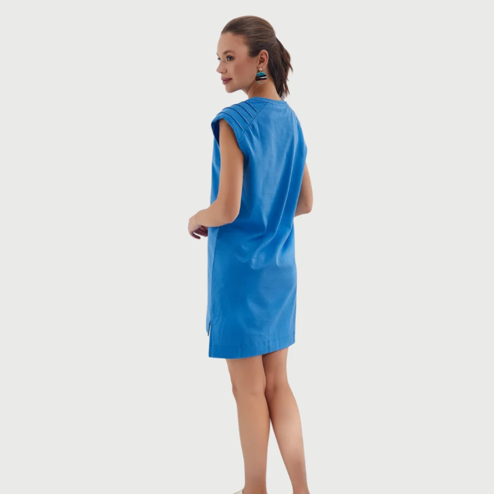 Auric - Baskılı Süs Dikiş Detaylı Vatkalı Elbise
