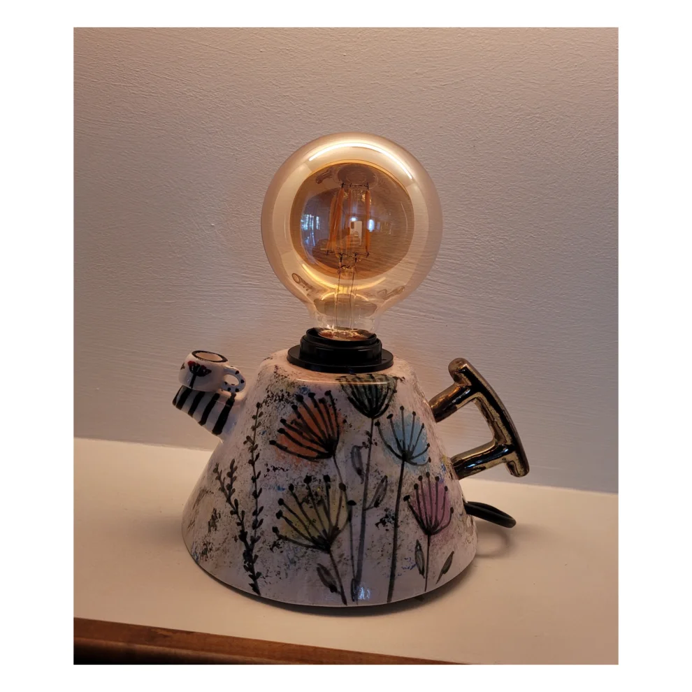 Sesiber - Teapot Formed, Lighting Object,  Coloured Flowers