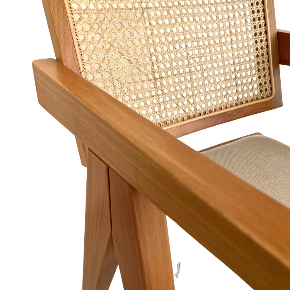 Valnott Design - Lady Chair