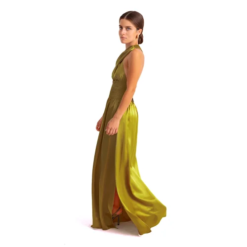 Movom	 - Aspen Criss Cross Maxi Dress