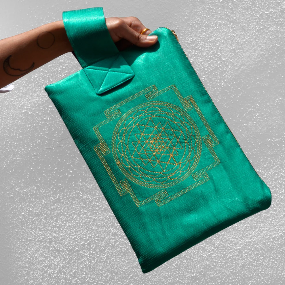 Ayanas - Sri Yantra Clutch Bag - Jade