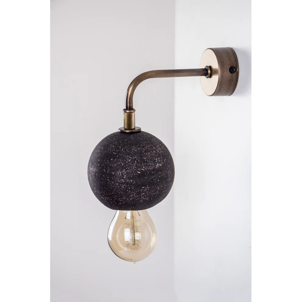 Maiizen	 - Comet Wall Lamp