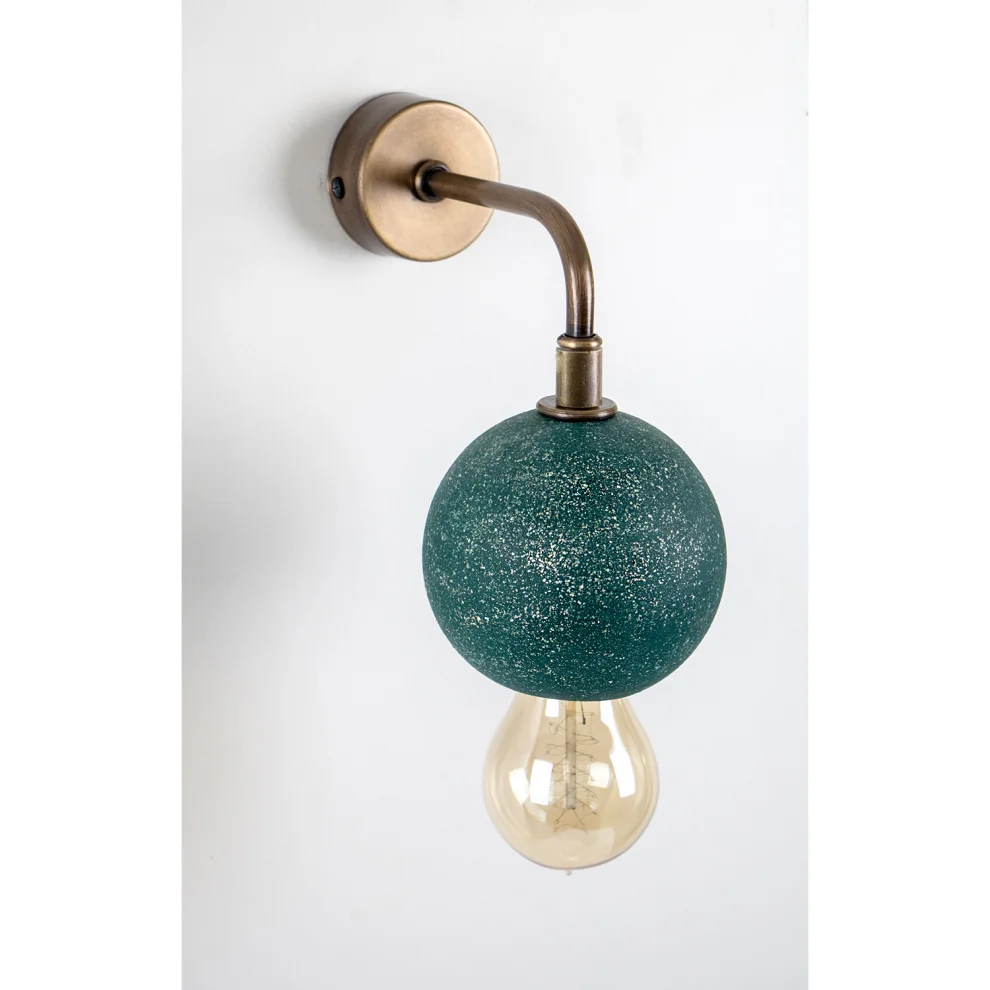 Maiizen	 - Comet Wall Lamp