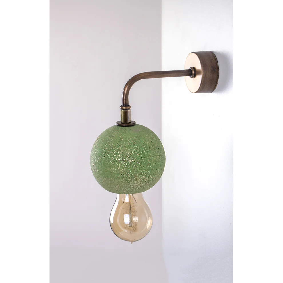 Maiizen	 - Comet Wall Lamp