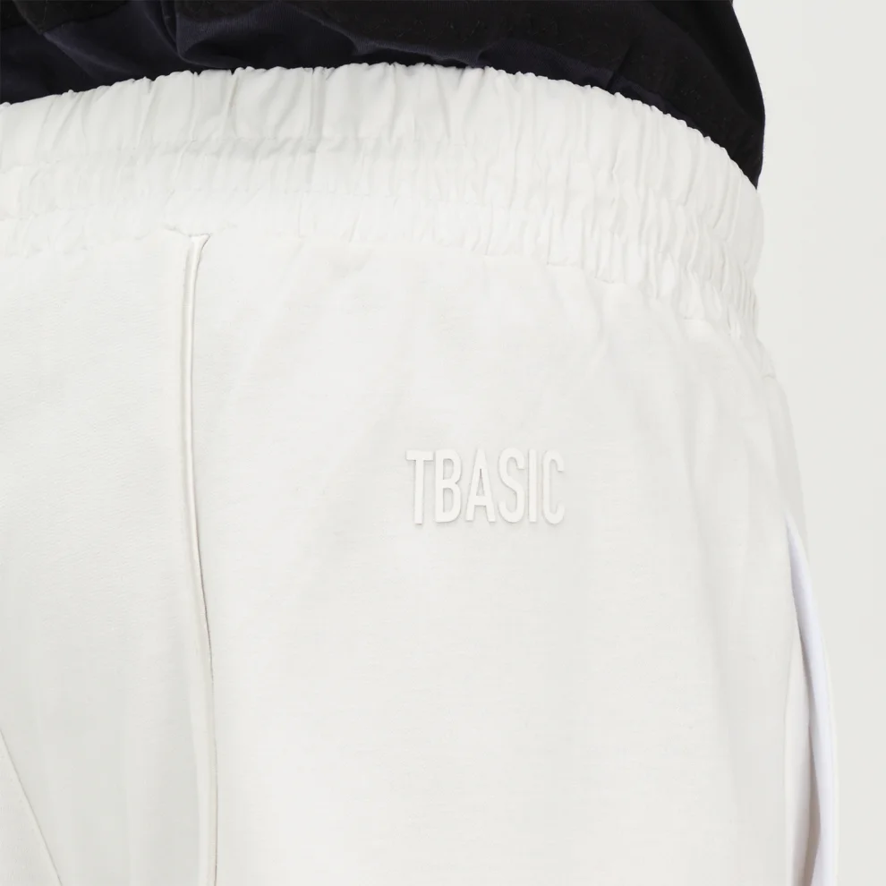 Tbasic - Pieced Short