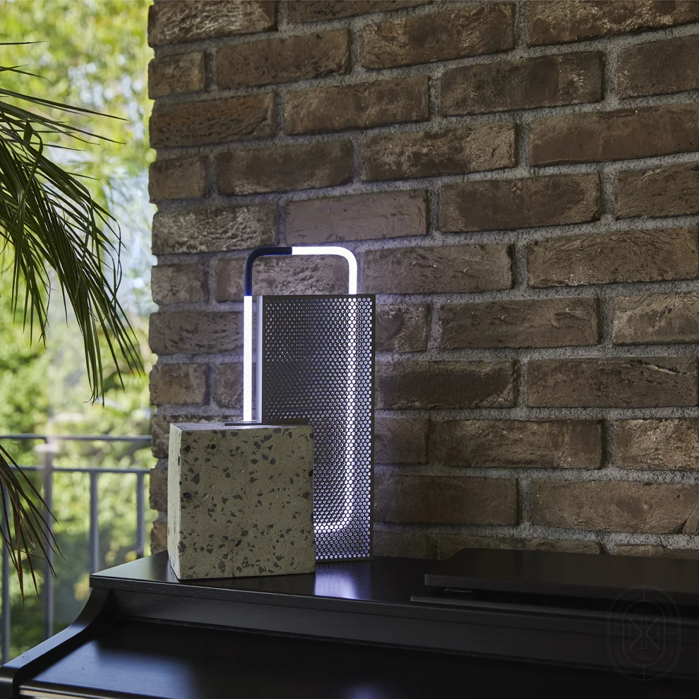 Ninn Design - The Moire - Cube Table Lamp