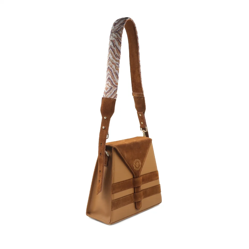 Dylla Atelier - Perena Hazelnut Bag