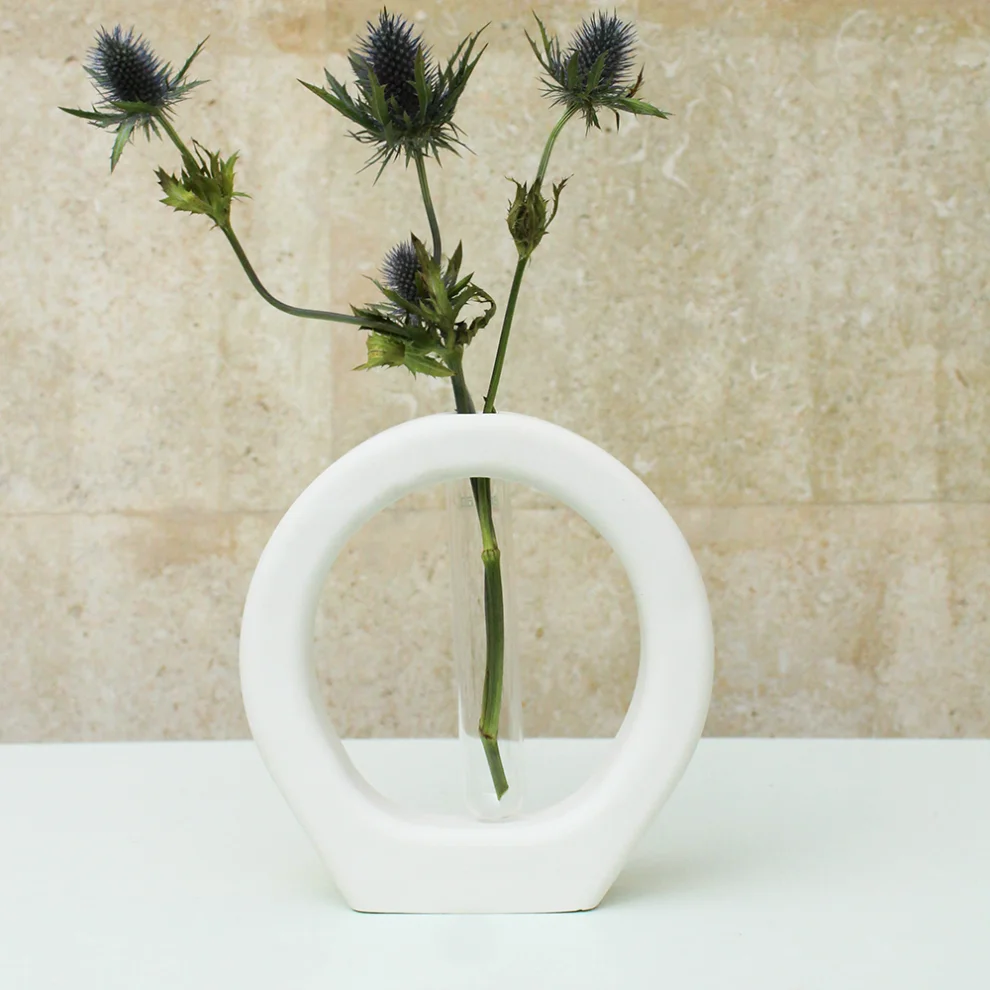 Studio Ays - Ring Vase