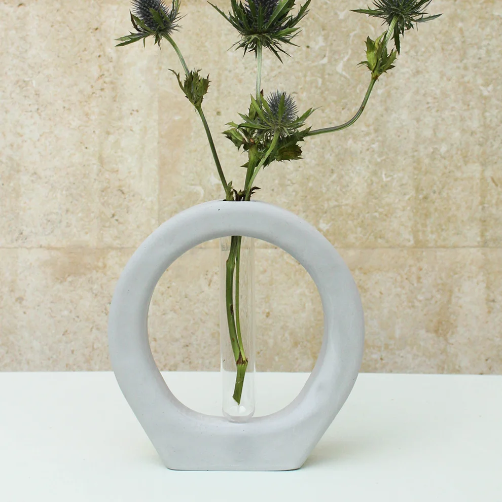 Studio Ays - Ring Vase