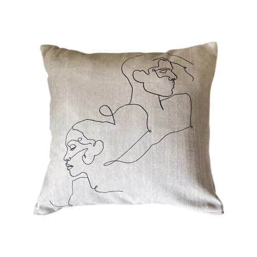 Y19 Design - Love & Hate Linen Pillow