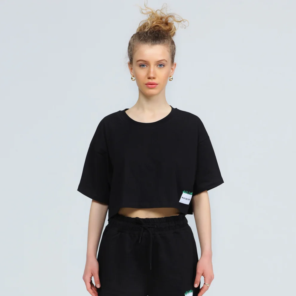 H and m black hotsell crop top