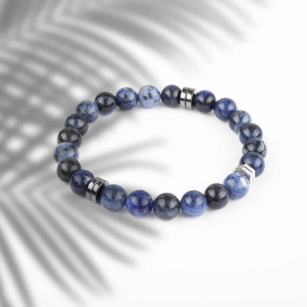 Arven's World by Aylin Işıklı - Sodalite Bracelet