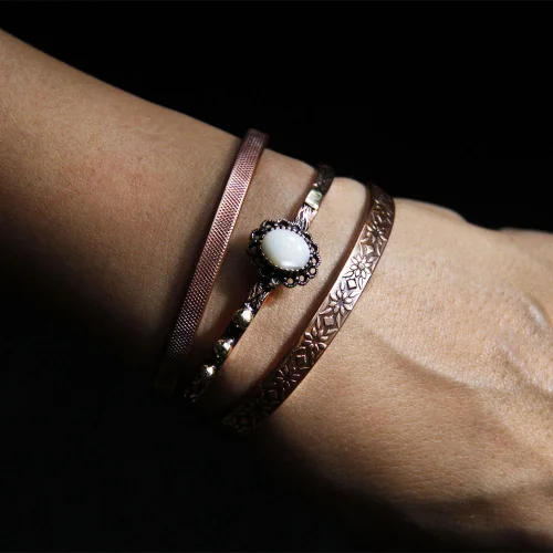 Coho Objet - Tılsım Pearl & Textured & Flowers Copper Handmade Bracelet Set