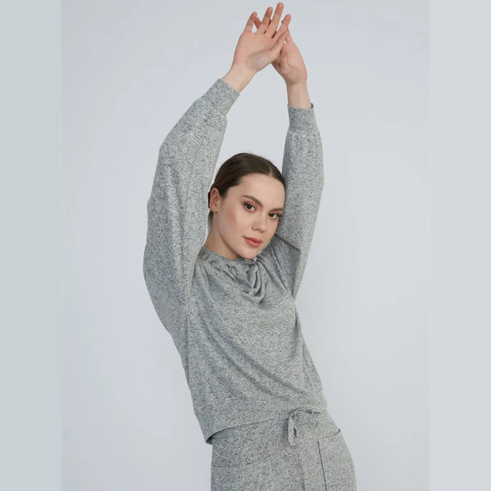 Auric - Yüksek Yaka Bağlama Detaylı Pijama Üstü Sweatshirt