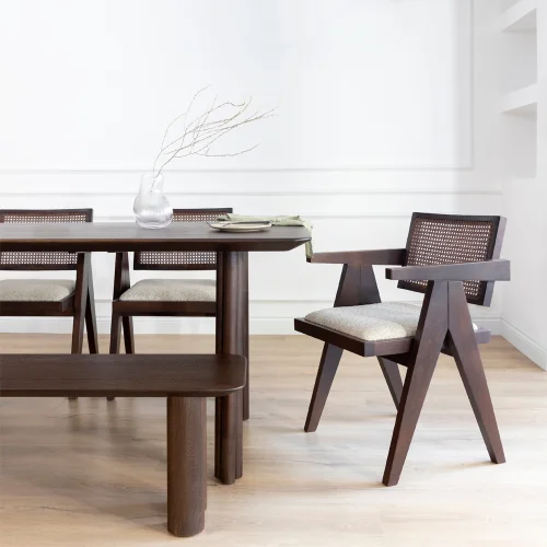 Fhurn Design Studio - Komo Dining Table