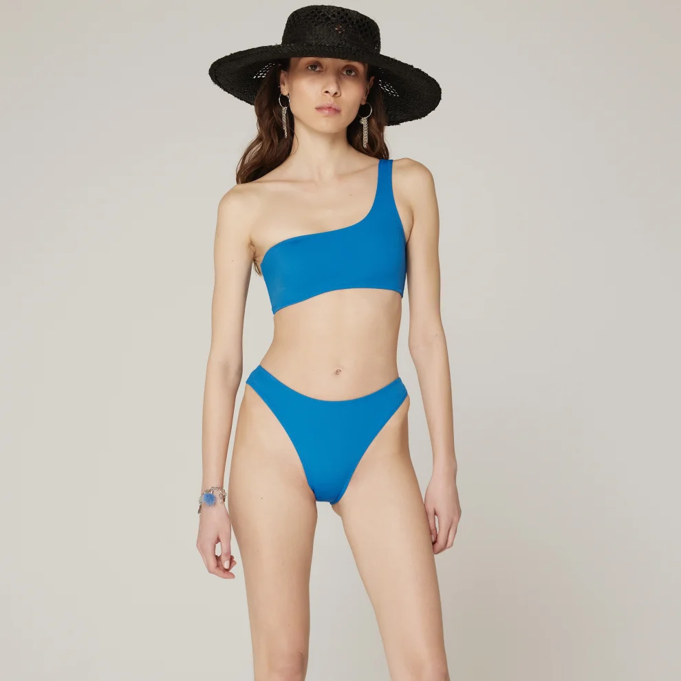 Haracci - Auretta Econyl One Shoulder Brazilian Bikini Set Blue M | hipicon