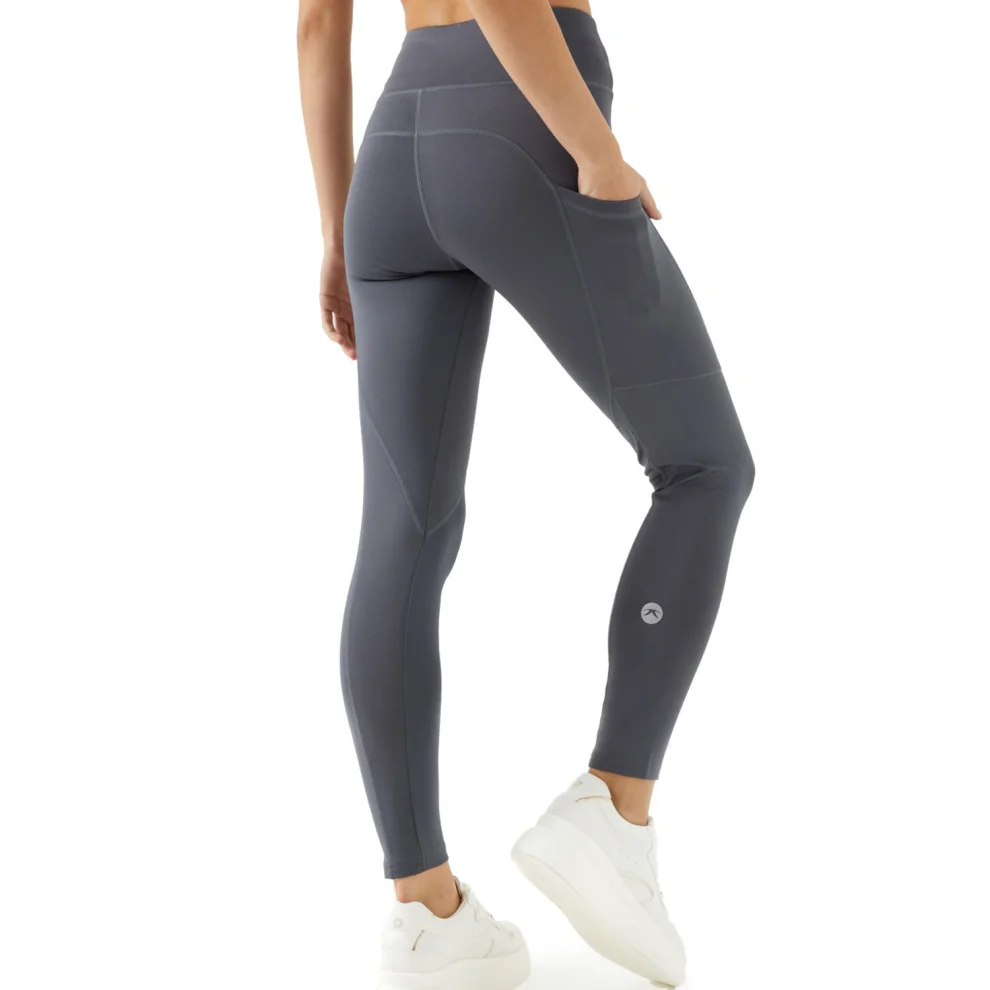 Activera - High-waist Thigh Pocket Tights