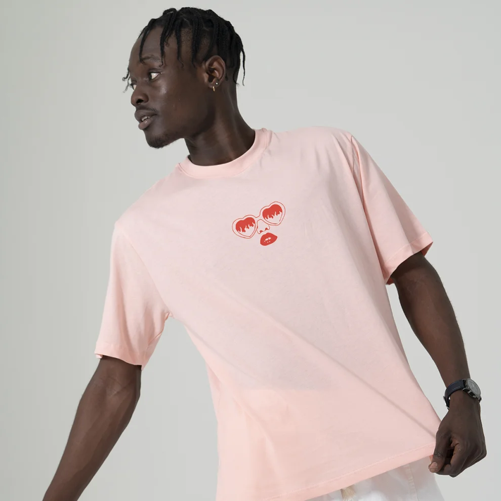 Queerlish - Femme & Fierce Oversize T-shirt