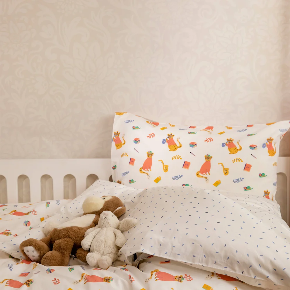 Jera Mini - Kids Duvet Cover & Pillow Case Leopard, The Writer