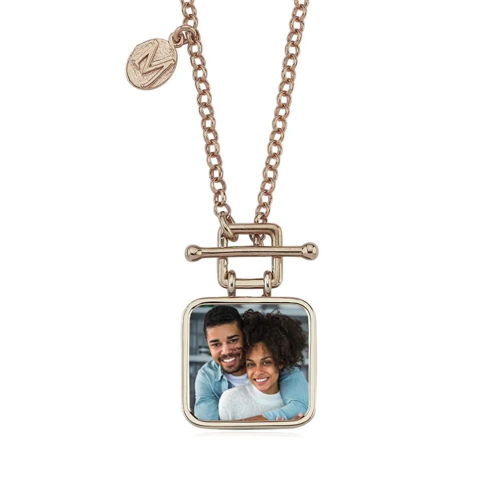 Melie Jewelry - Golden Light Locket
