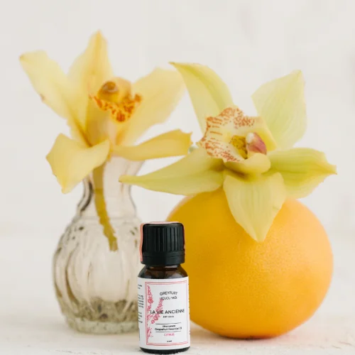 La Vie Ancienne - Grapefruit Essential Oil