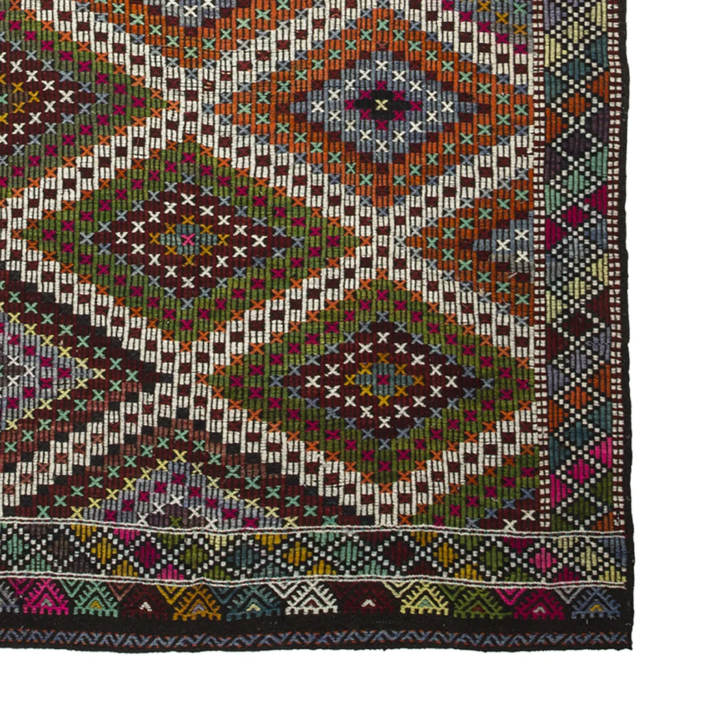 Selam Carpet & Home - Daisy Rug