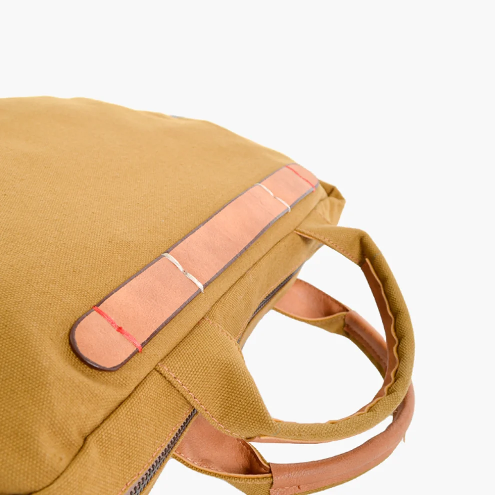 S.T.U.D.I.O. B.L.U.E. - Norf Tablet Bag