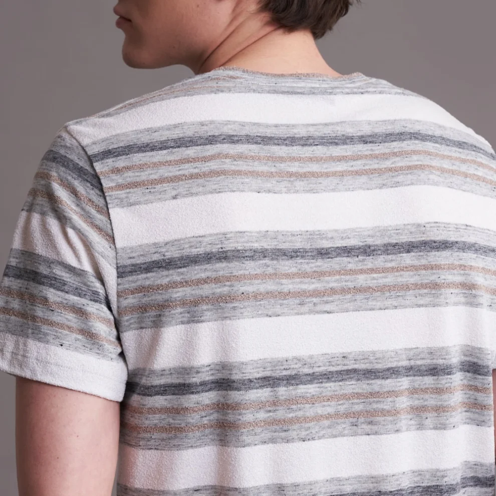 Auric - Linen Mix Basic Striped T-shirt