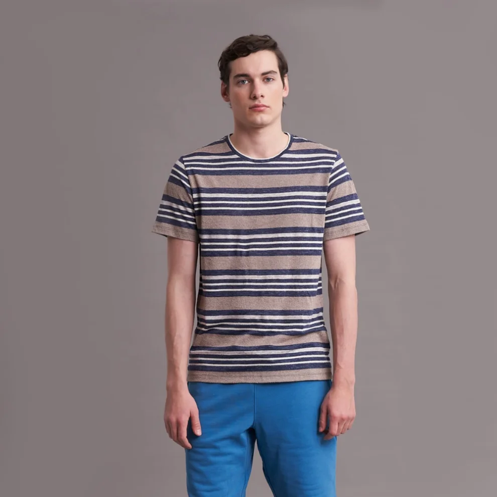 H and m shop striped t shirt