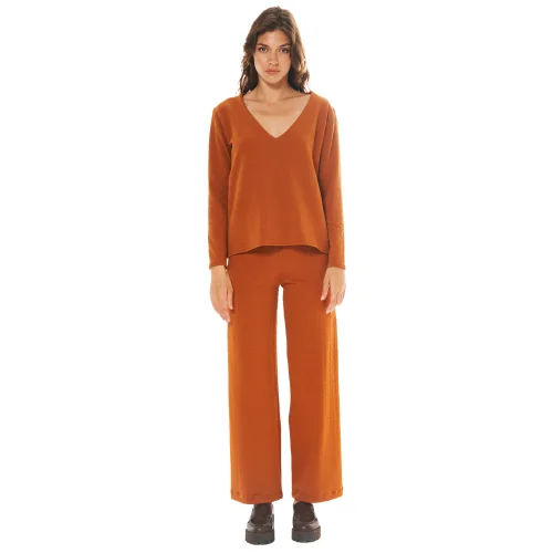 Diza Gabo - Wide-cut Cotton Pants In Fire Orange