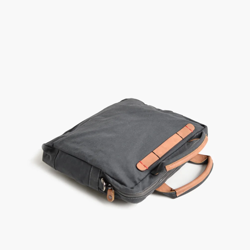 S.T.U.D.I.O. B.L.U.E. - Norf Tablet Bag