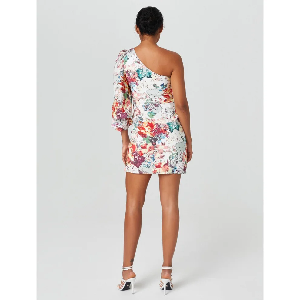 Alleggria - Jasmin One - Shoulder Flower Pattern Krinkl Dress