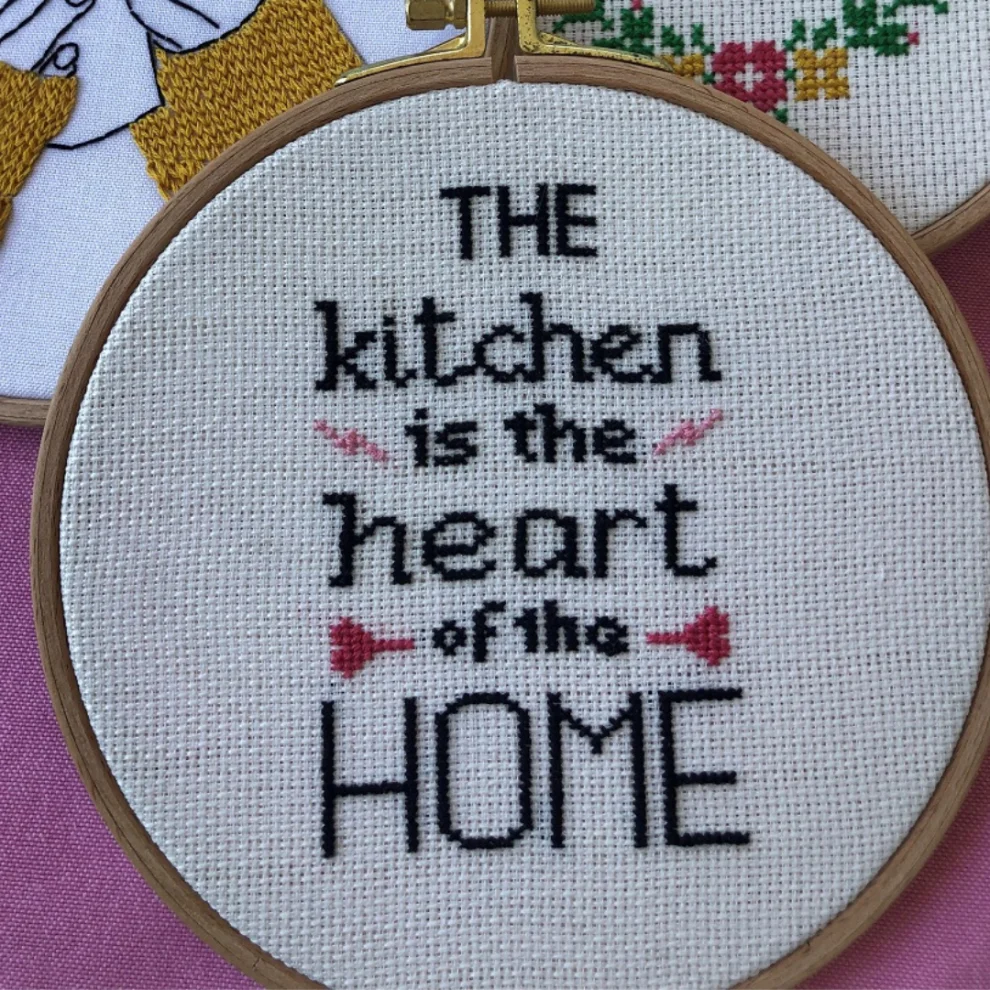 DEAR HOME - Love Theme My Heart Embroidery Hoop Art