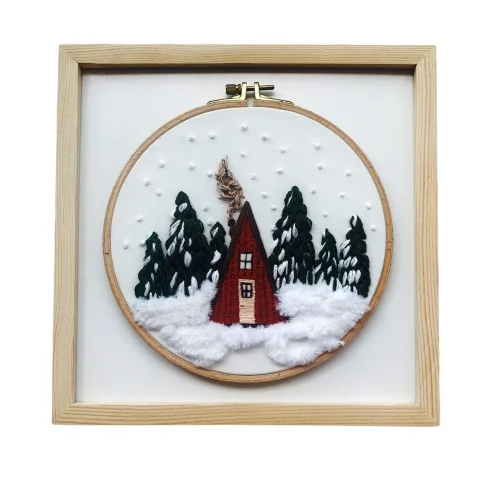 Granny's Hoop - Cottage Embroidery Hoop Art